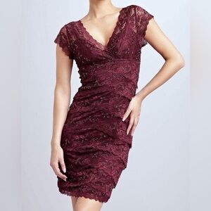 Caché Beaded Lace Burgundy Wine Cap Sleeve V-Neck Bandage Sheath Dress Size 6
